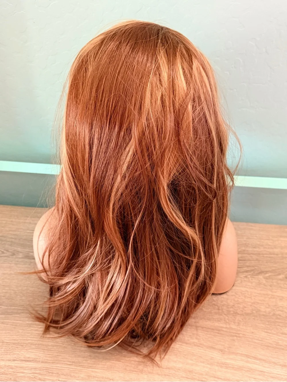Aisom A47 Natural Auburn Layered sy Wig - Warm Copper with Highlights